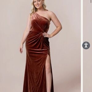 Revery Bridesmaids Dress in Rust